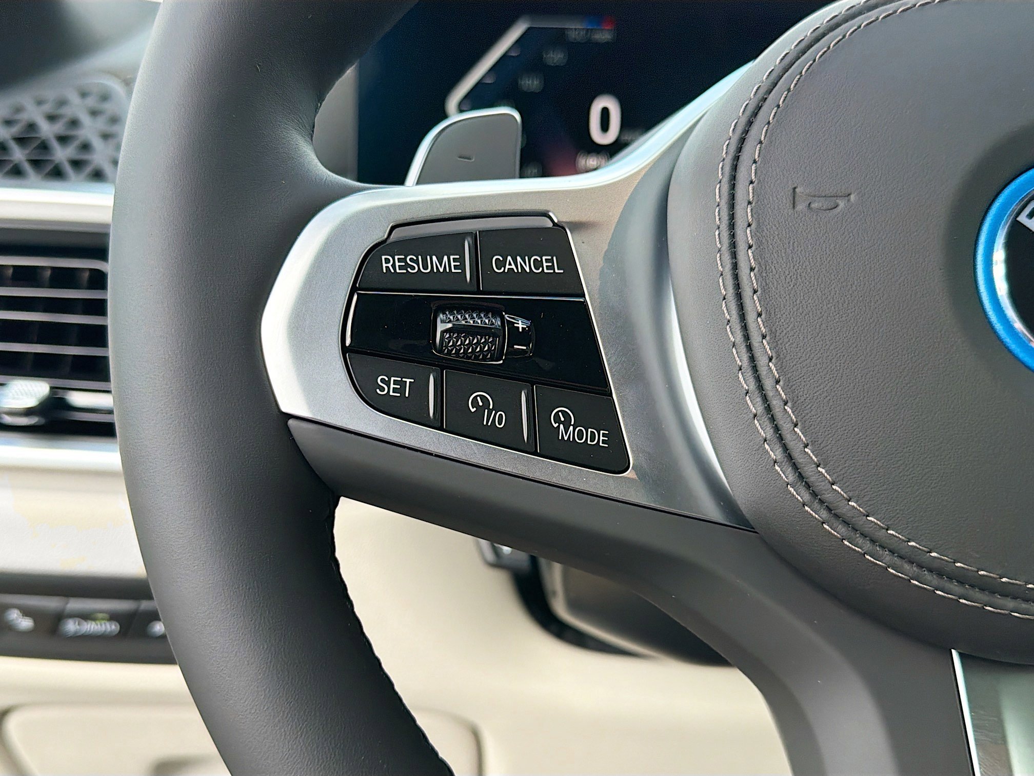 New 2026 BMW X5 xDrive50e w/ Executive Package image 38