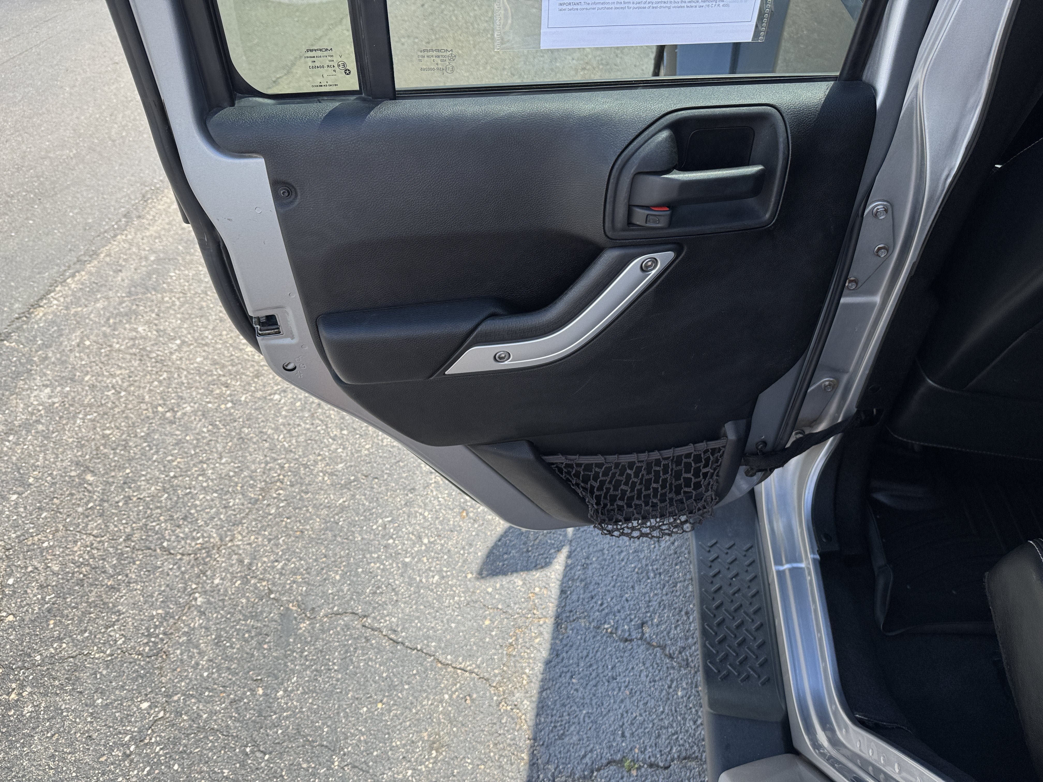 Used 2013 Jeep Wrangler Unlimited Sahara w/ Dual Top Group AWD/4WD image 24