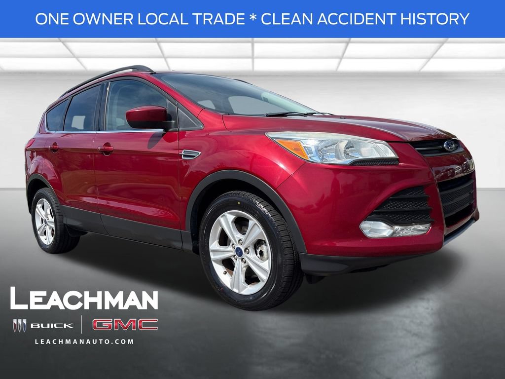 Used 2016 Ford Escape SE w/ Equipment Group 201A AWD/4WD image 1