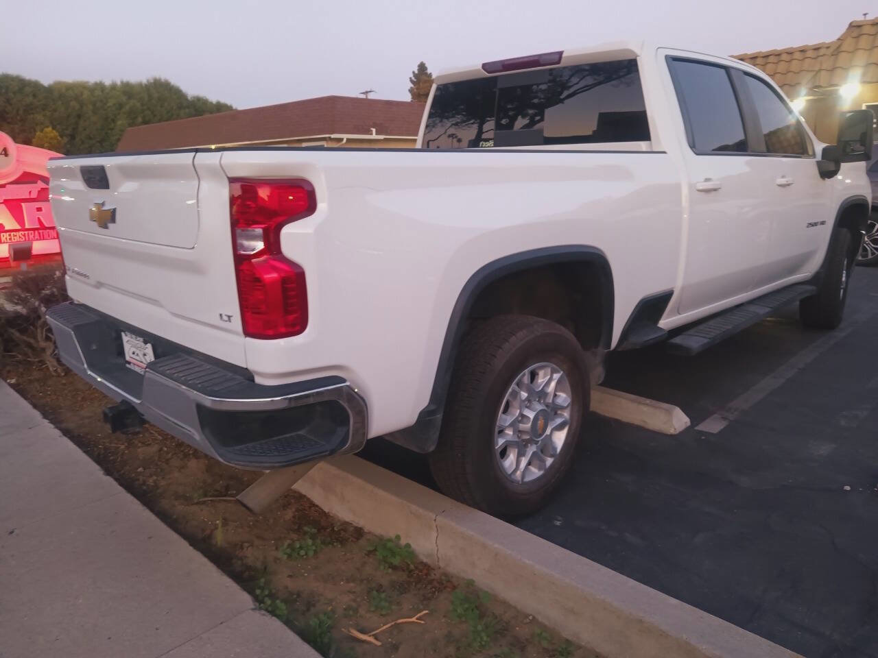 Used 2022 Chevrolet Silverado 2500 LT w/ Convenience Package image 23