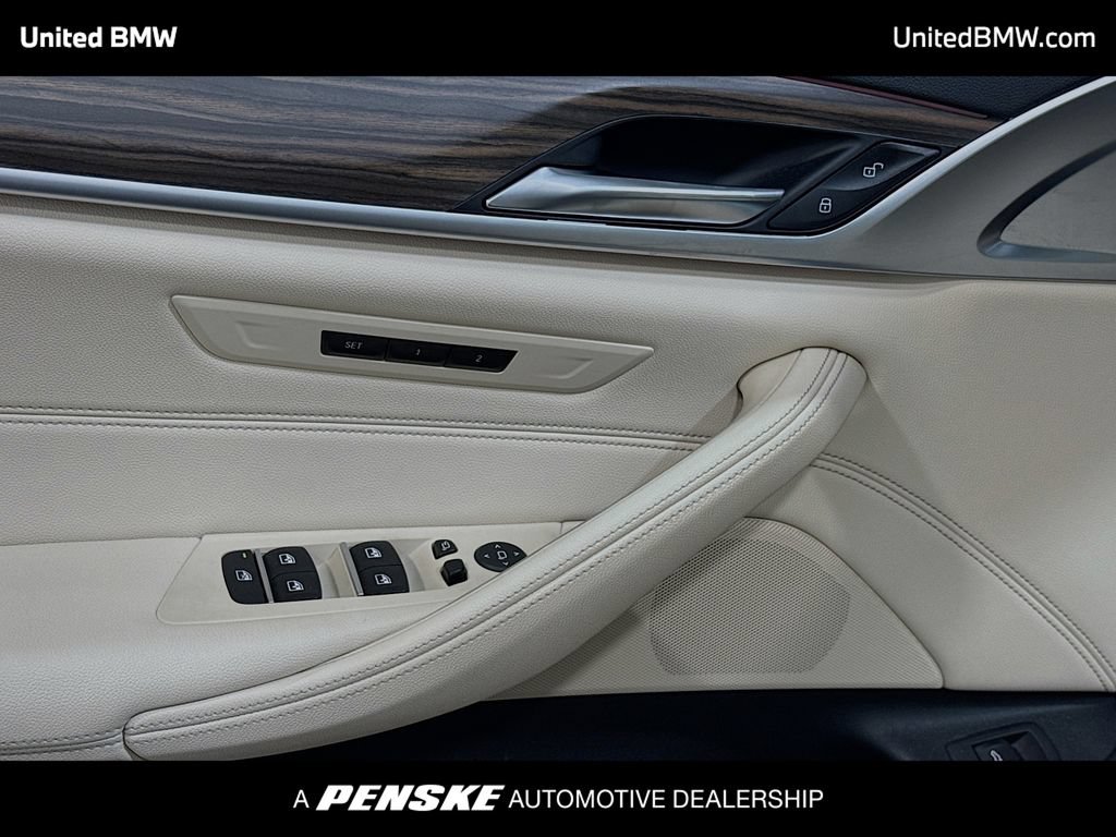 Used 2023 BMW 530i RWD image 3