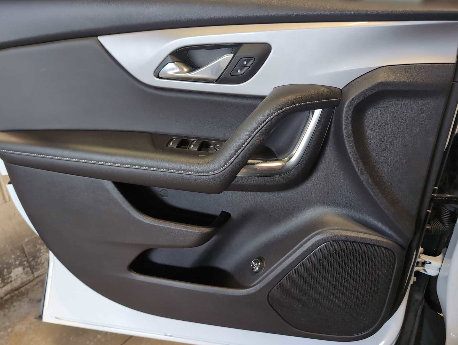 Used 2024 Chevrolet Blazer LT w/ Convenience Package image 21