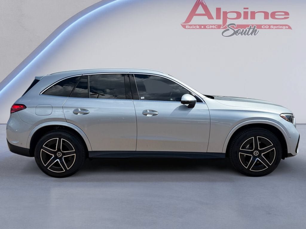 Used 2024 Mercedes-Benz GLC 300 4MATIC image 6
