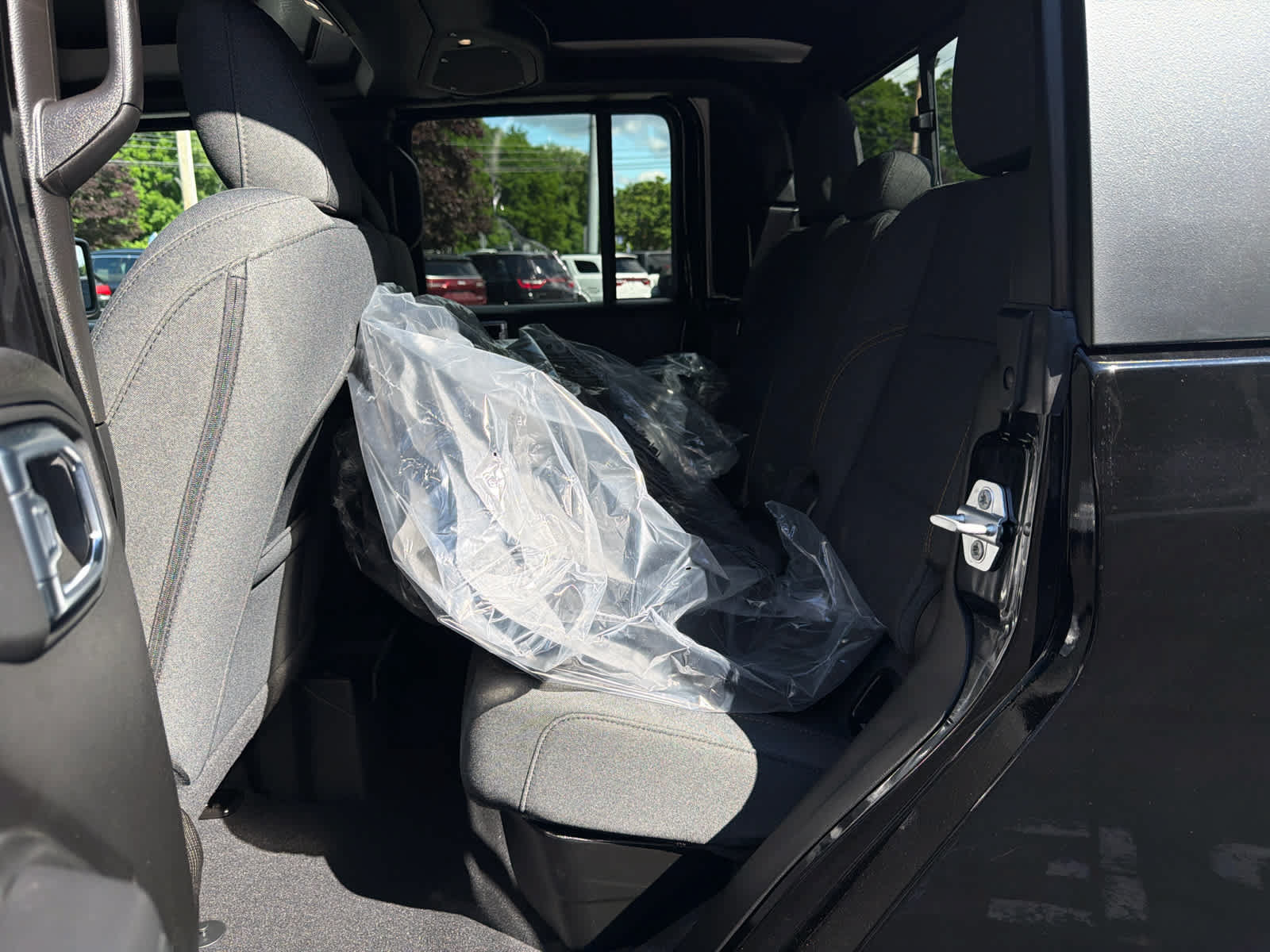New 2026 Jeep Gladiator Sport AWD/4WD image 8