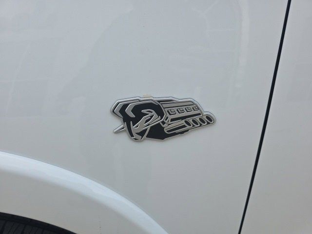 New 2026 RAM 1500 4x4 Crew Cab image 13