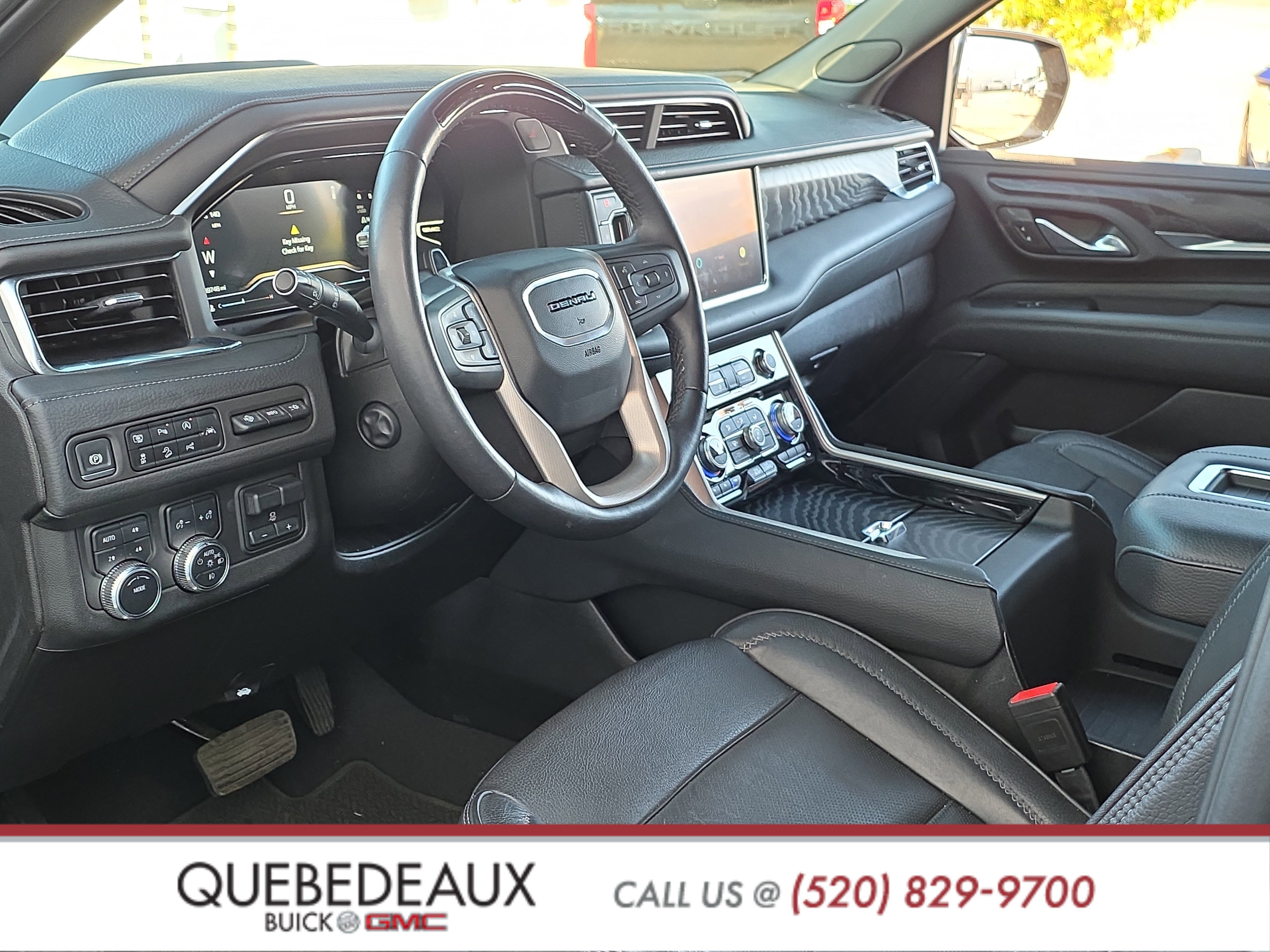 Used 2024 GMC Yukon XL Denali w/ Advanced Technology Package image 12