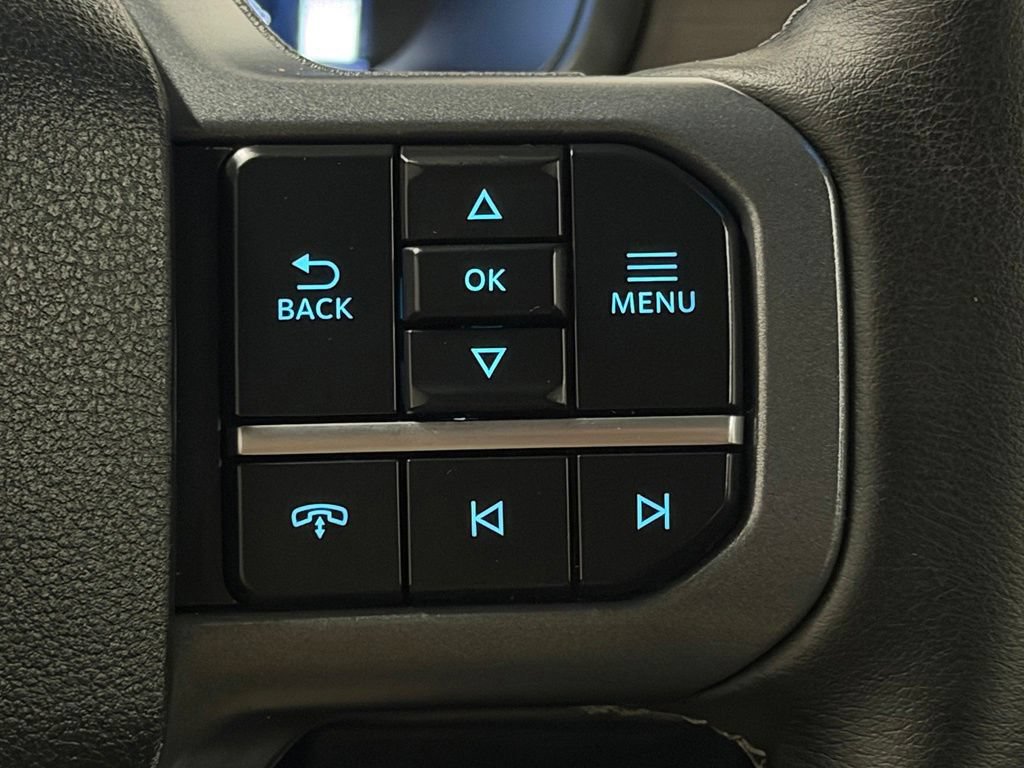 Used 2025 Ford F150 Lariat AWD/4WD image 40