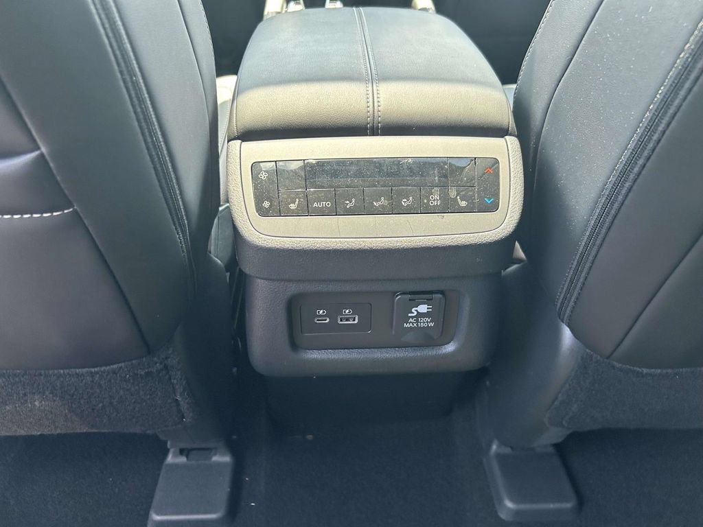 Used 2024 Nissan Pathfinder Platinum w/ Cargo Package FWD image 13