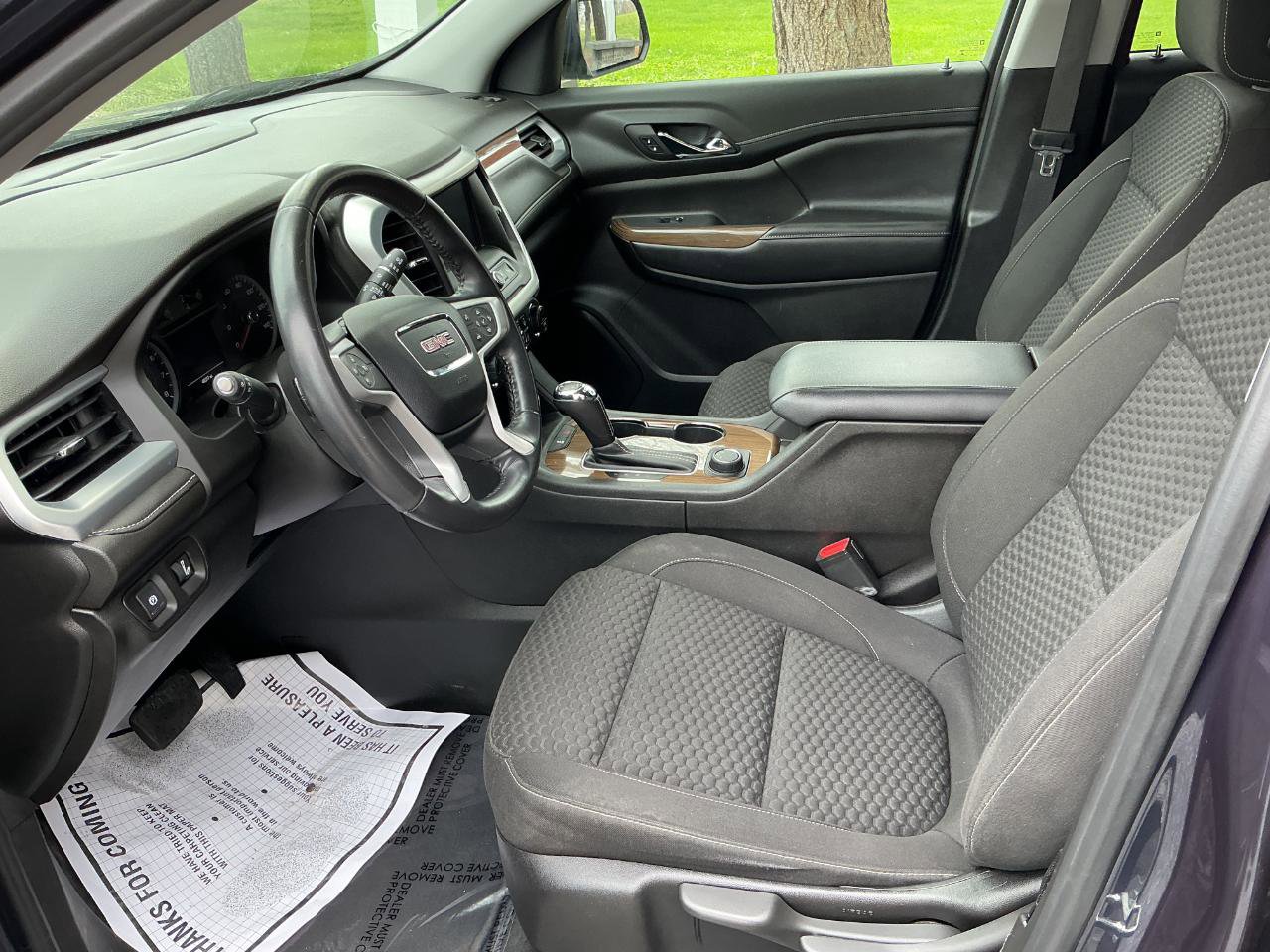 Used 2019 GMC Acadia SLE image 10