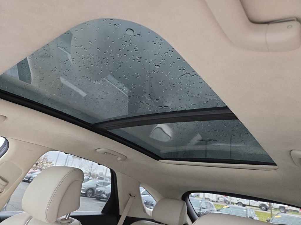 Used 2025 Genesis GV70 3.5T Sport w/ Sport Advanced Package image 18