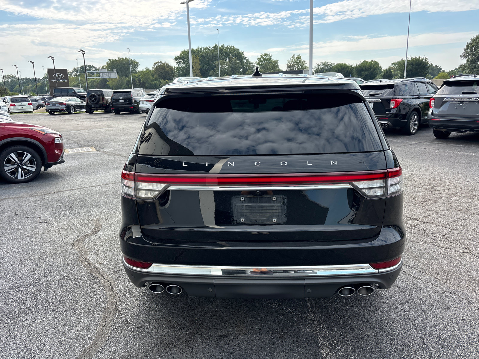 Certified 2023 Lincoln Aviator Reserve w/ Equipment Group 201A AWD/4WD image 6