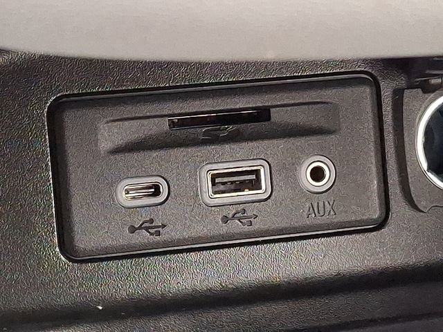 Used 2019 Chevrolet Equinox Premier image 19