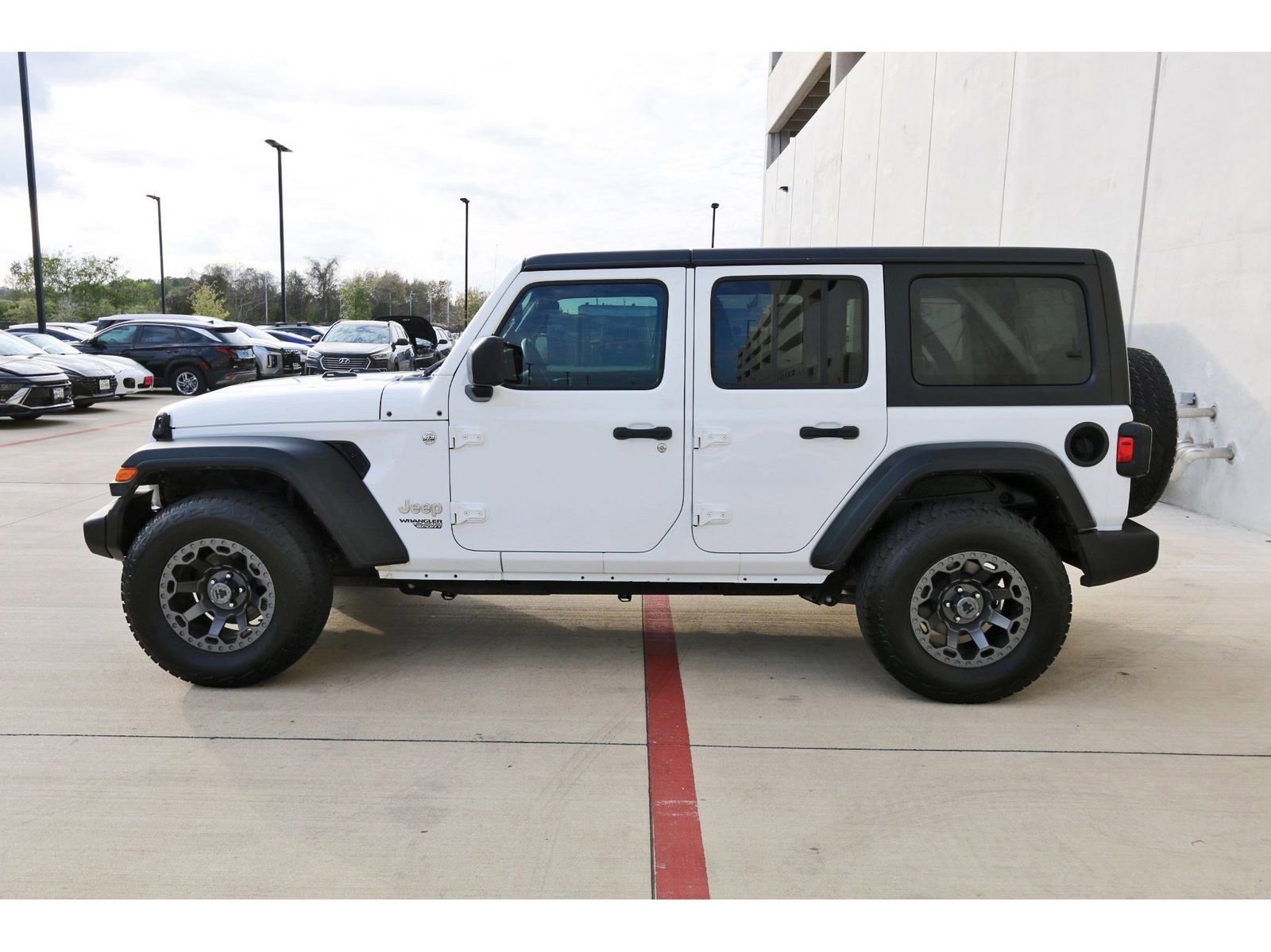 Used 2018 Jeep Wrangler Unlimited Sport S image 5