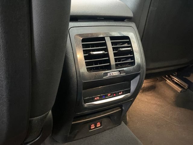 Used 2021 BMW X3 xDrive30e AWD/4WD image 19