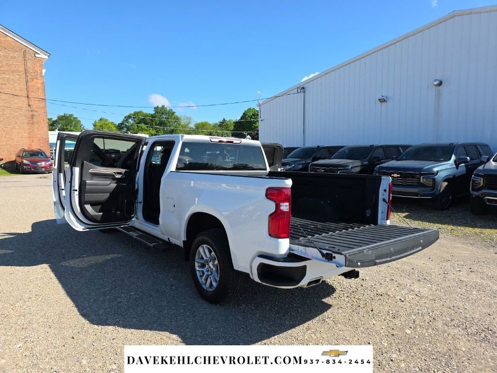 Used 2022 Chevrolet Silverado 1500 RST AWD/4WD image 36
