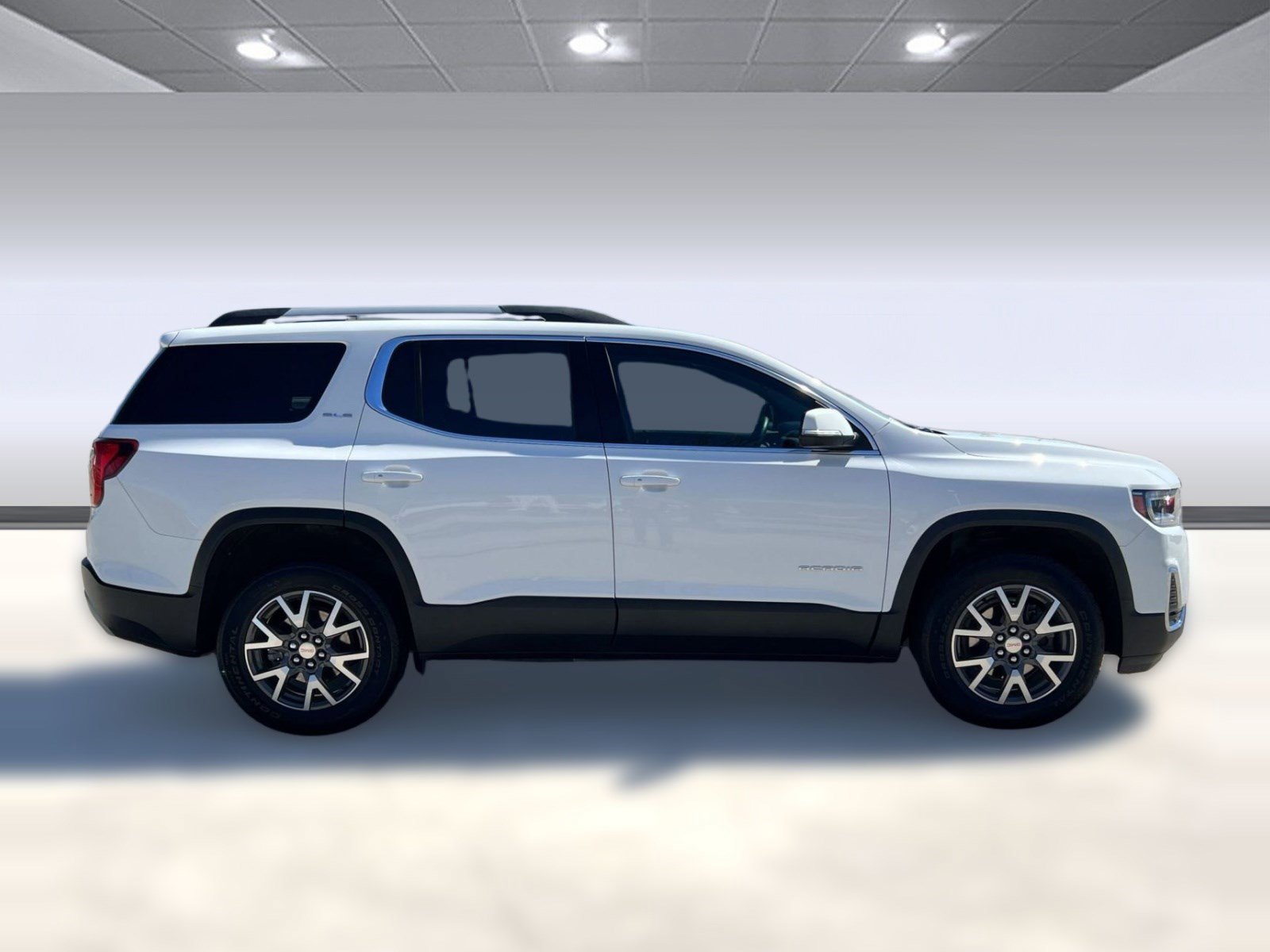 Certified 2023 GMC Acadia SLE w/ Driver Convenience Package image 8