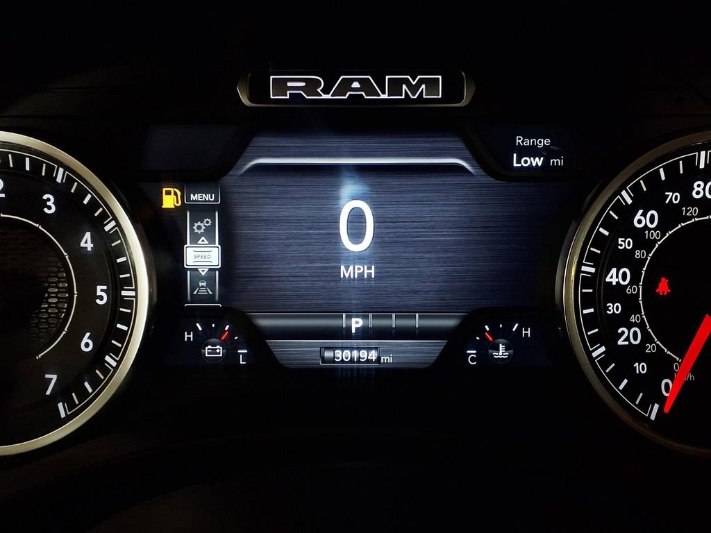 Used 2025 RAM 1500 Laramie AWD/4WD image 18