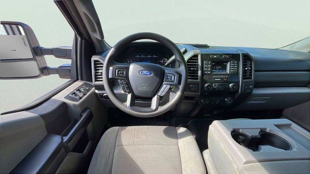 Used 2018 Ford F250 XL w/ Power Equipment Group AWD/4WD image 11