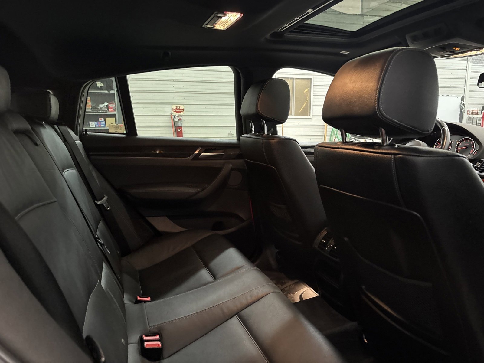 Used 2016 BMW X4 M40i image 32