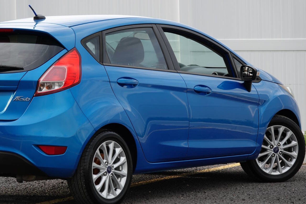 Used 2014 Ford Fiesta SE w/ Equipment Group 201A FWD image 29