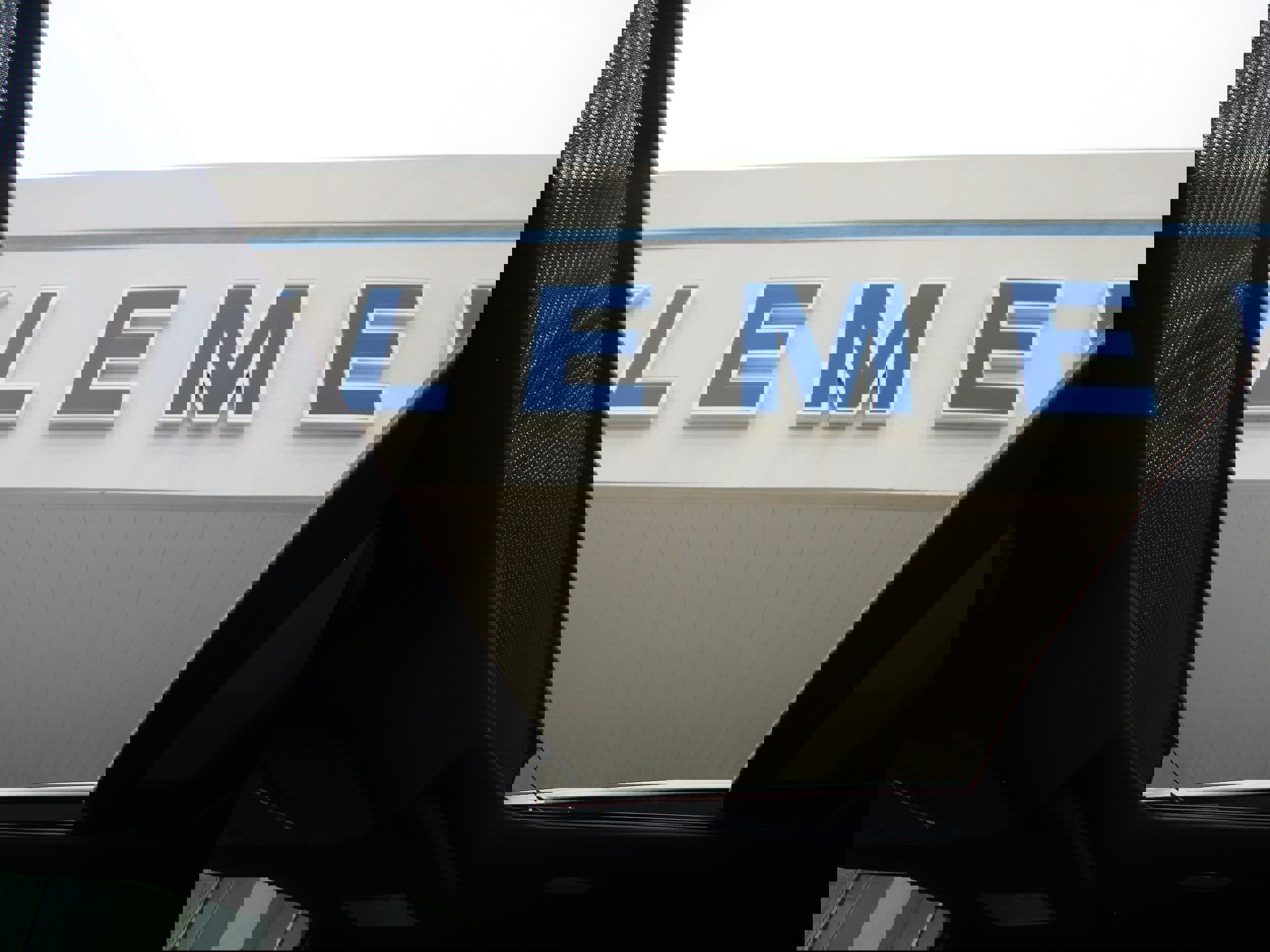 Used 2021 Ford F150 Platinum w/ Equipment Group 701A High image 27