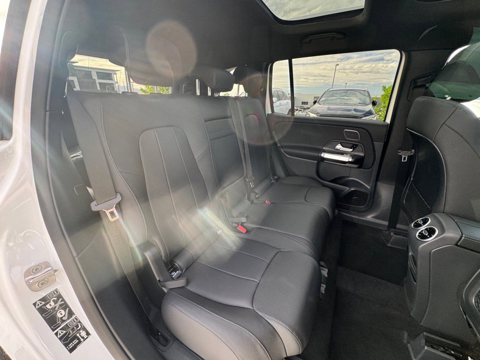 New 2026 Mercedes-Benz GLB 250 4MATIC image 18