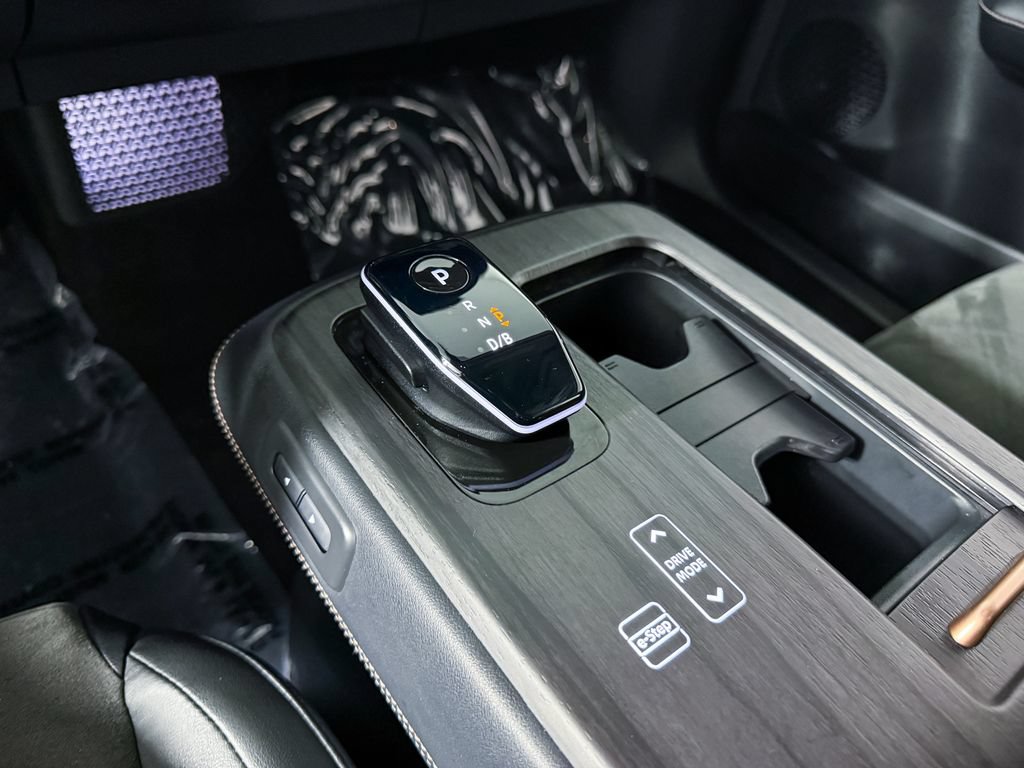 Certified 2023 Nissan Ariya FWD image 19