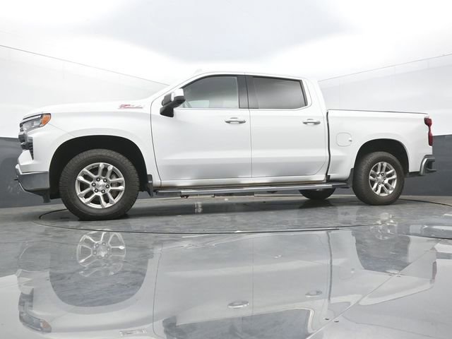 Used 2023 Chevrolet Silverado 1500 LTZ w/ LTZ Convenience Package II AWD/4WD image 39