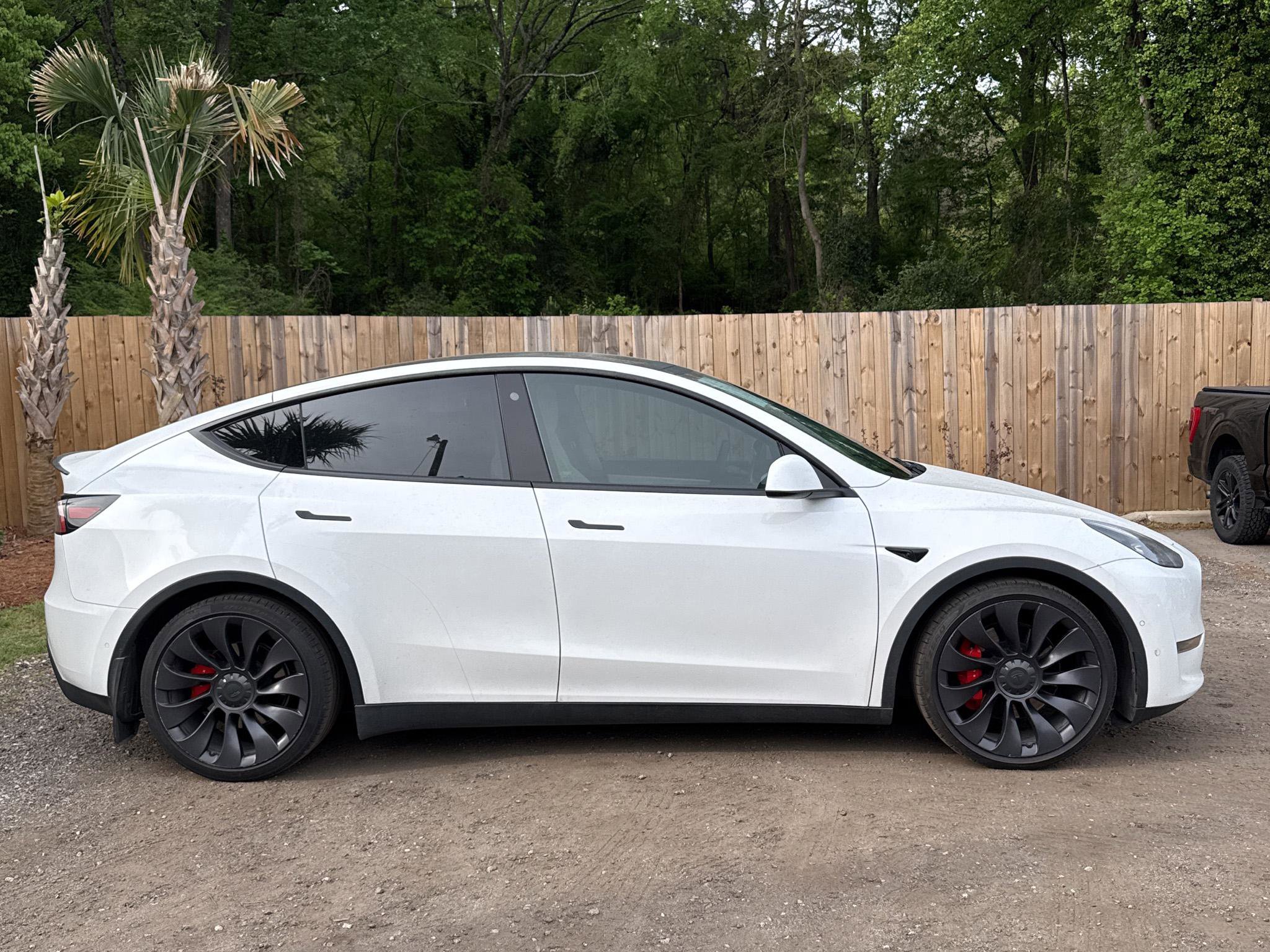 Used 2021 Tesla Model Y Performance image 12