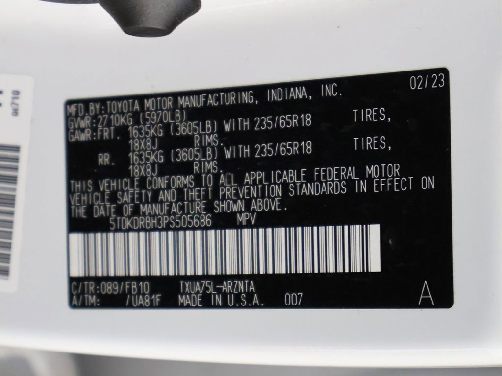 Used 2023 Toyota Highlander L AWD/4WD image 48