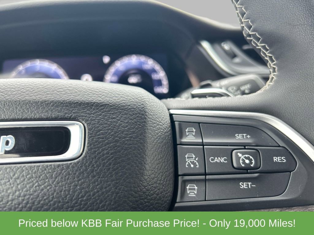 Used 2024 Jeep Grand Cherokee L Limited image 25