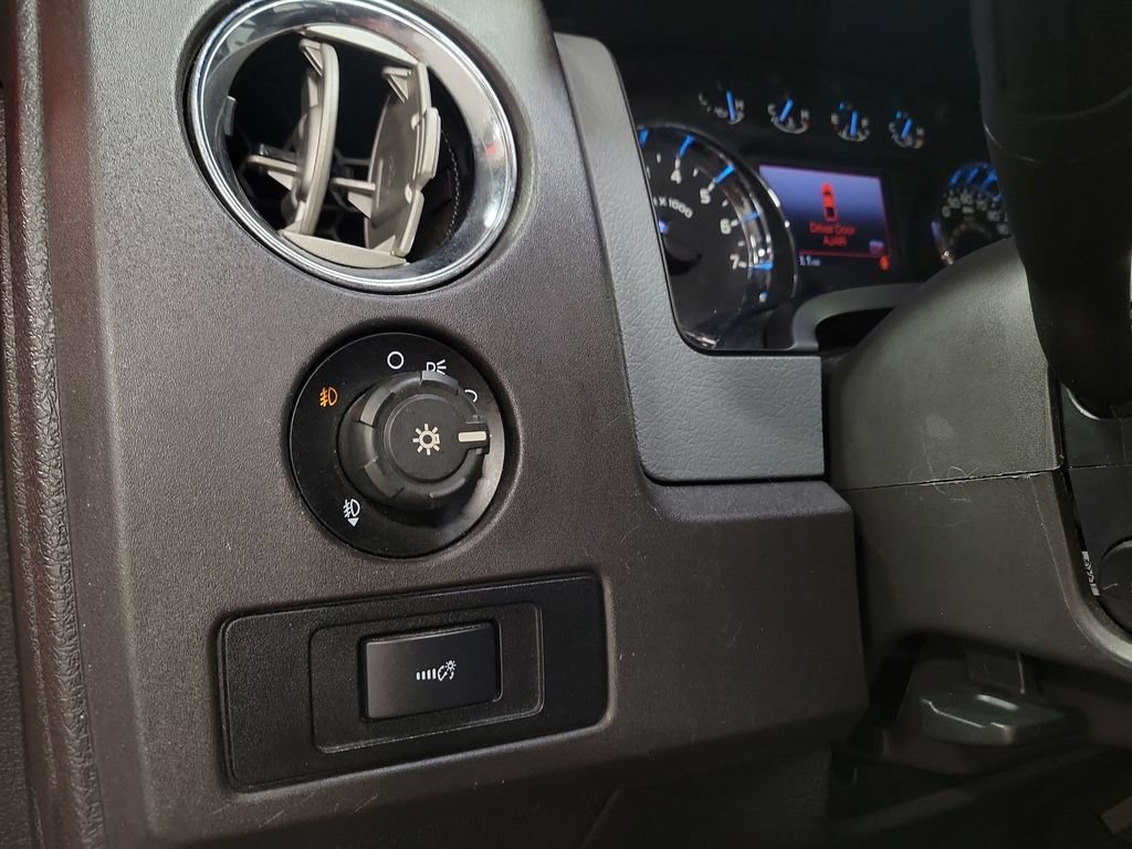 Used 2012 Ford F150 XLT w/ XLT Convenience Pkg AWD/4WD image 27