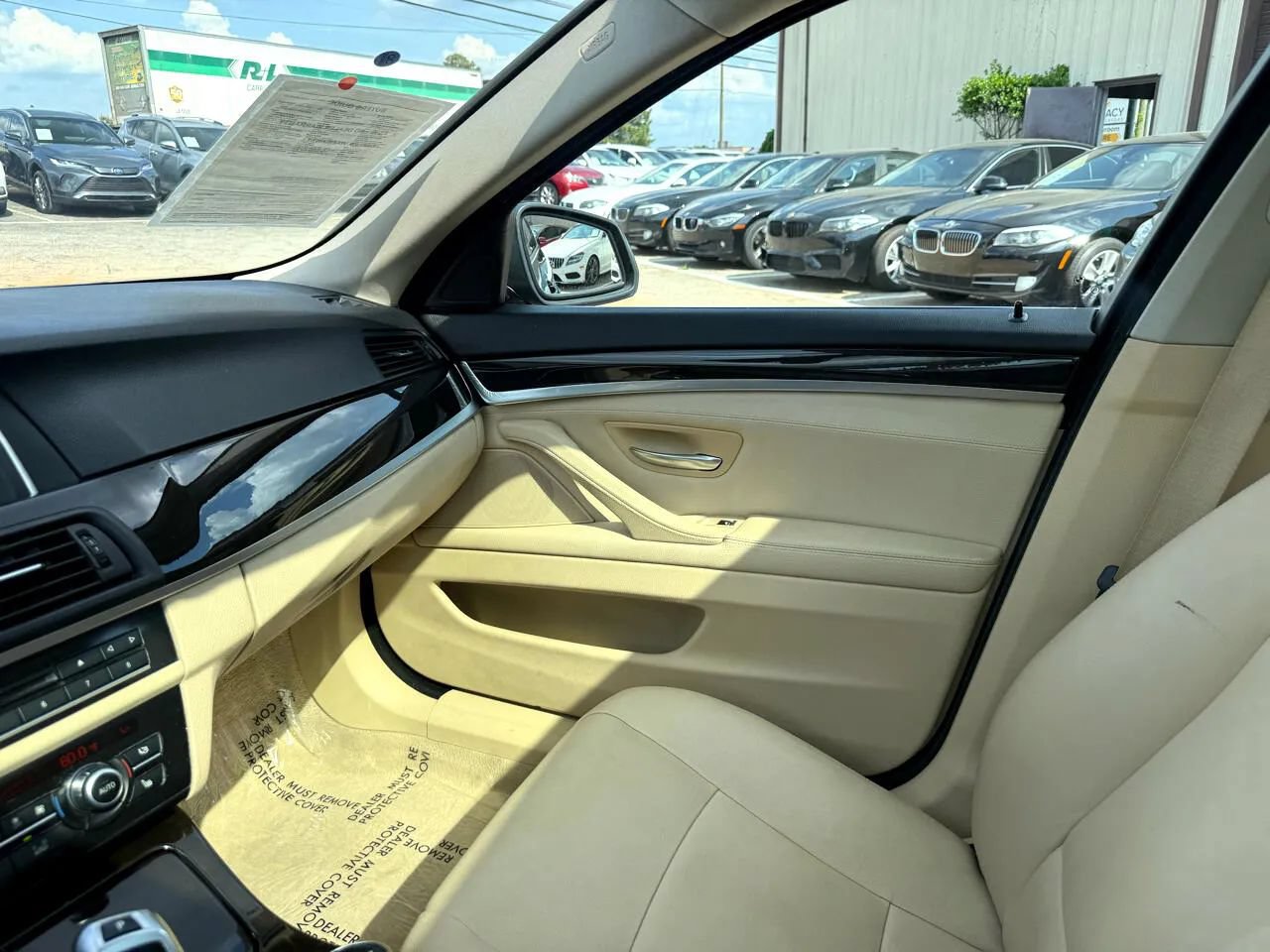 Used 2014 BMW 535i xDrive Sedan AWD/4WD image 12