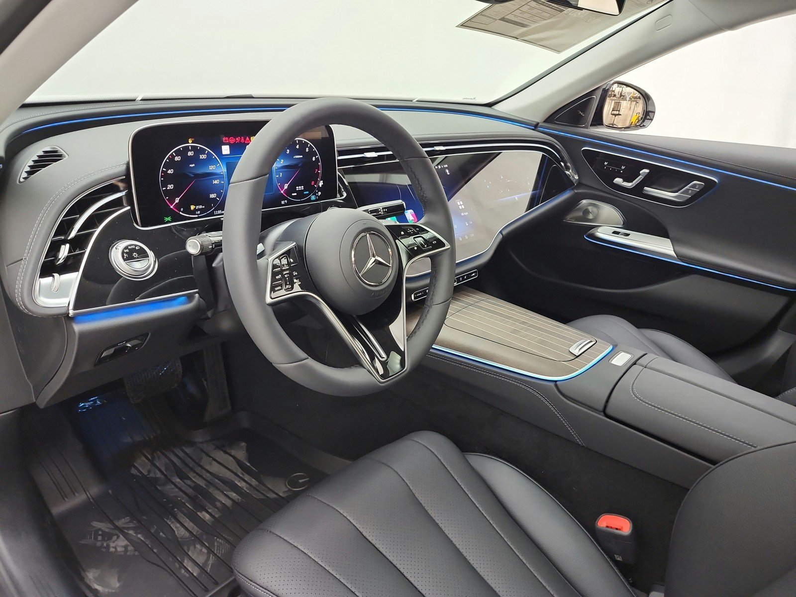 New 2027 Mercedes-Benz E 450 4MATIC Sedan image 10