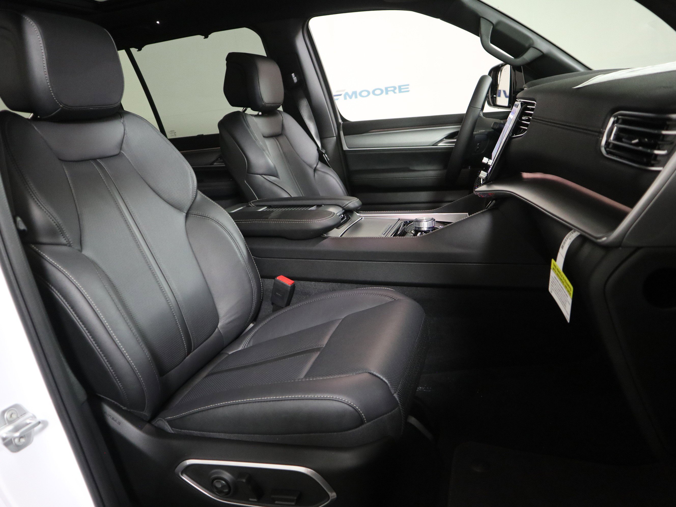 New 2025 Jeep Wagoneer Series III image 21