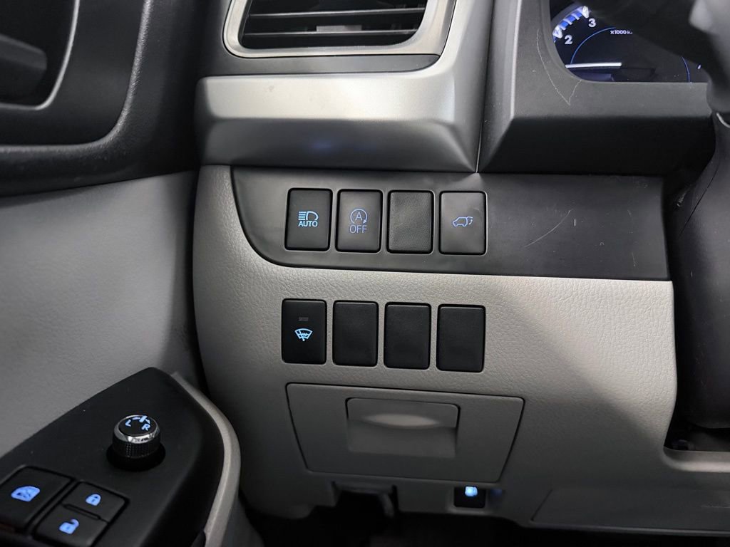 Used 2019 Toyota Highlander Plus image 20