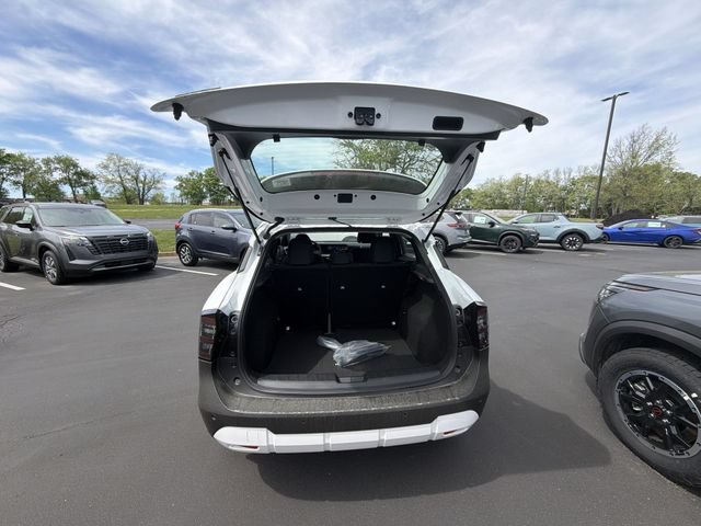 New 2026 Nissan Kicks S FWD image 22
