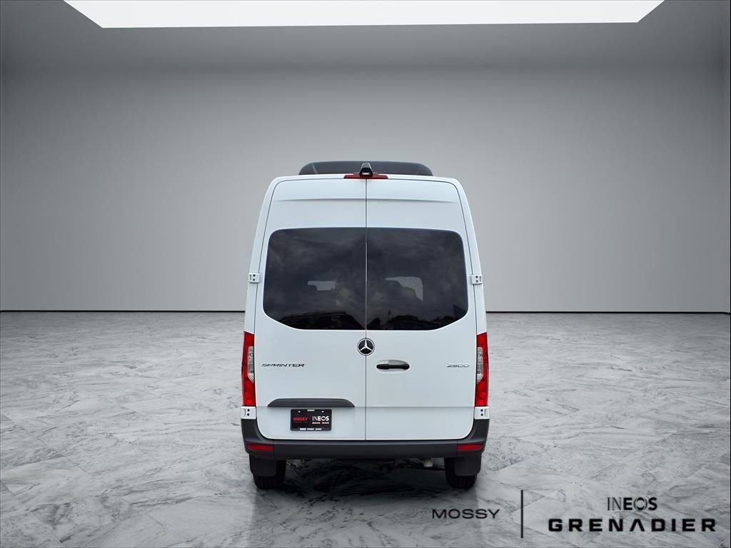 Used 2024 Mercedes-Benz Sprinter 2500 image 6