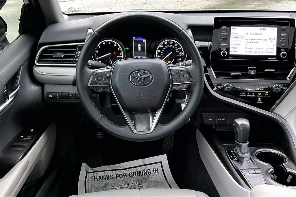 Used 2024 Toyota Camry SE FWD image 5