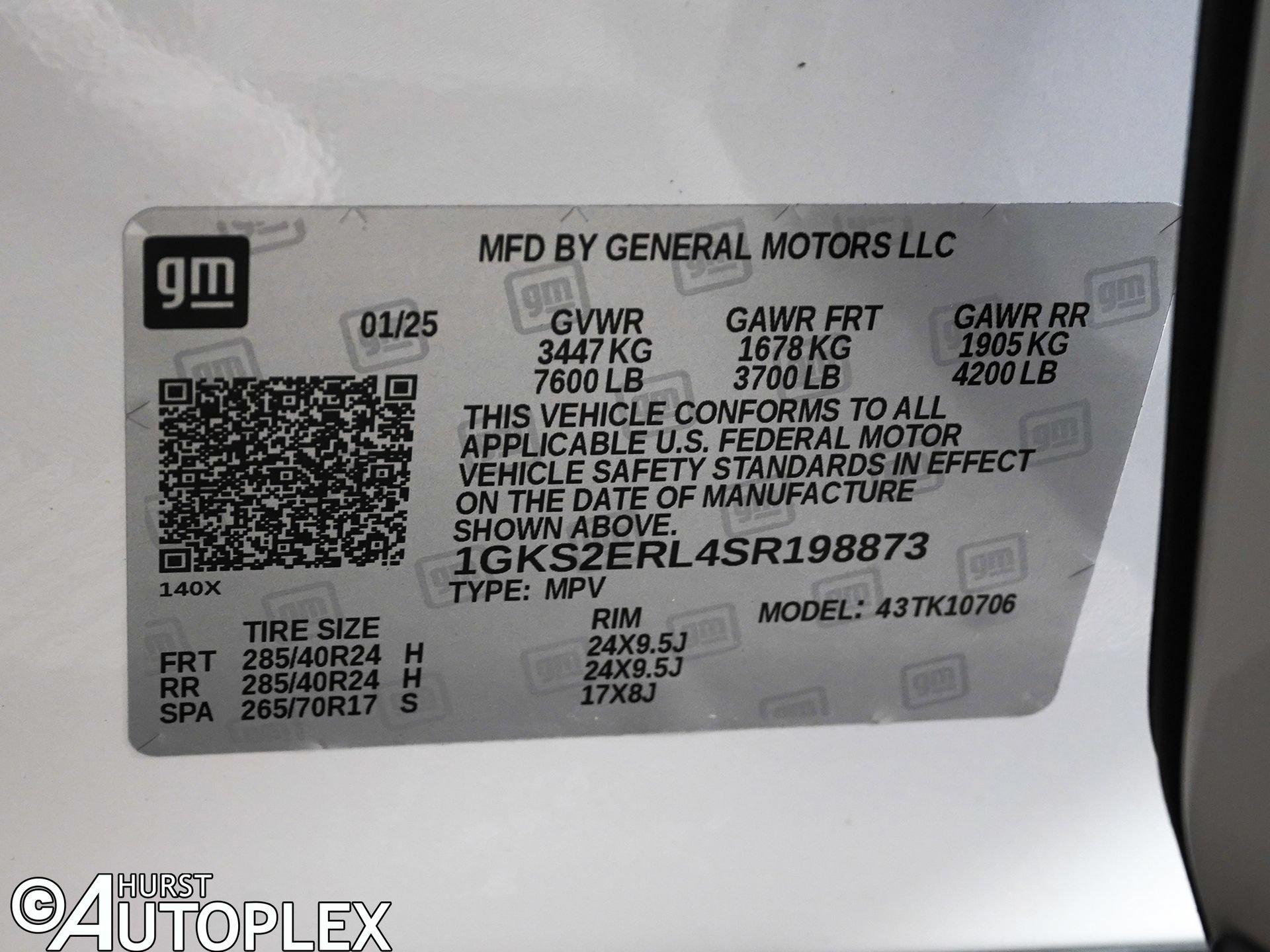 Used 2025 GMC Yukon Denali Ultimate AWD/4WD image 39