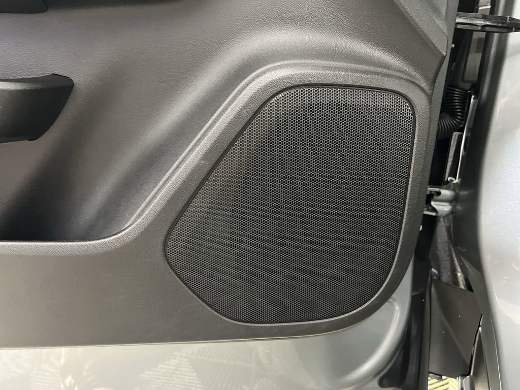 Used 2025 Chevrolet Blazer LT image 23