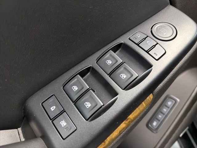 Used 2017 GMC Yukon Denali w/ Open Road Package image 14