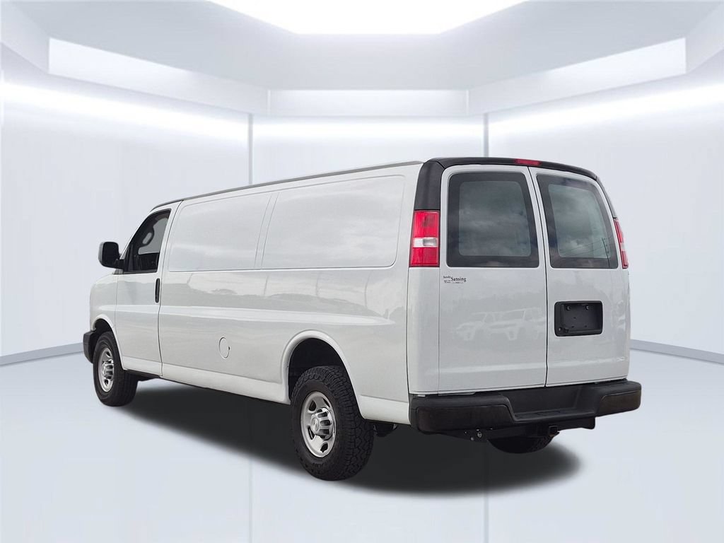 Used 2021 Chevrolet Express 2500 Extended w/ Driver Convenience Package RWD image 3