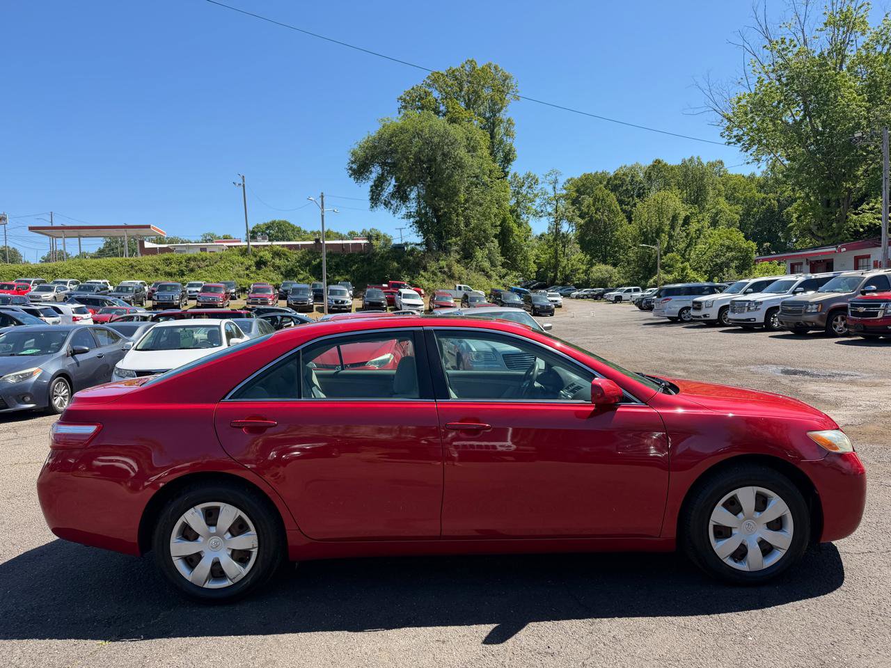 Used 2009 Toyota Camry LE FWD image 4