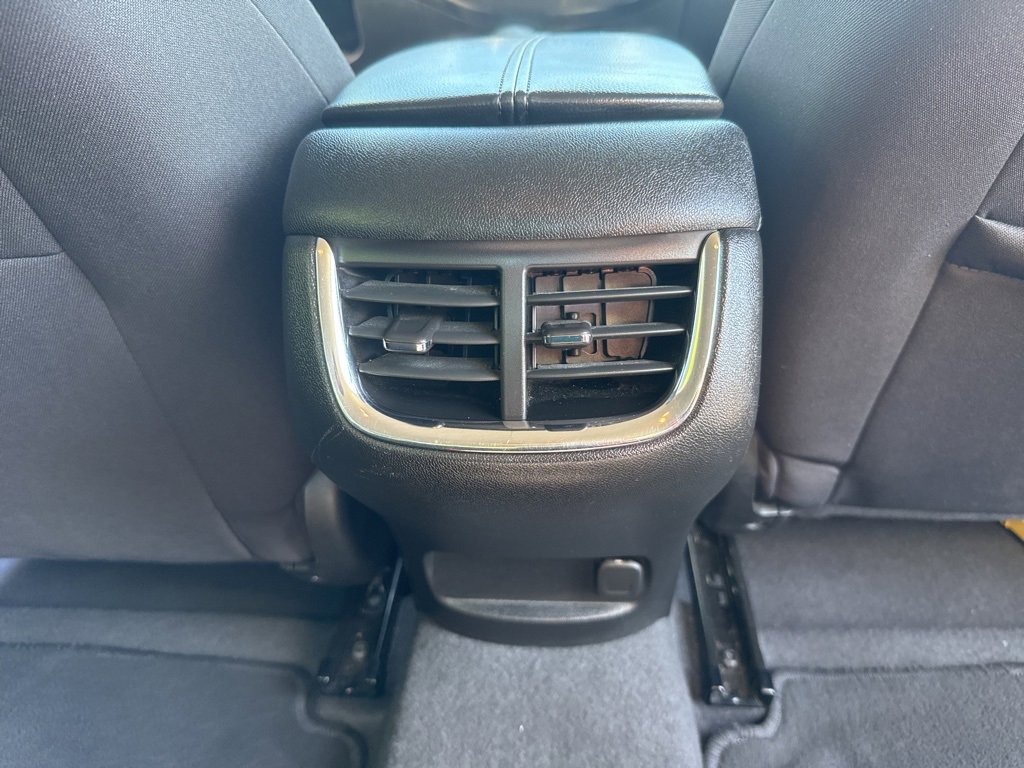 Used 2023 Chevrolet Malibu LT image 28