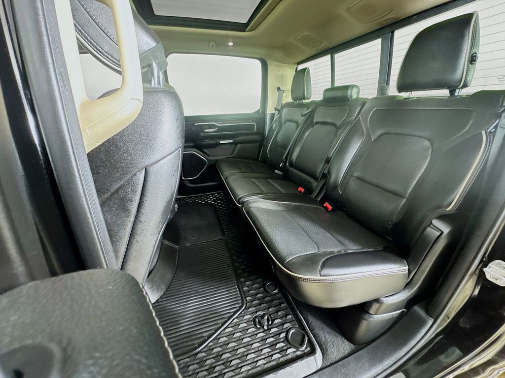 Used 2019 RAM 1500 Laramie AWD/4WD image 23
