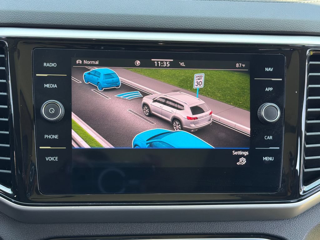 Certified 2023 Volkswagen Atlas SEL AWD/4WD image 11