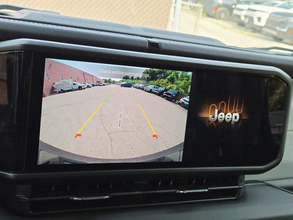Certified 2025 Jeep Wrangler Unlimited Sahara AWD/4WD image 28