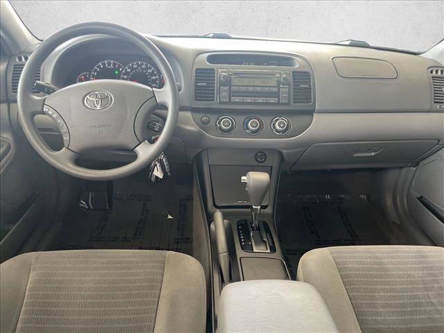 Used 2005 Toyota Camry LE FWD image 11