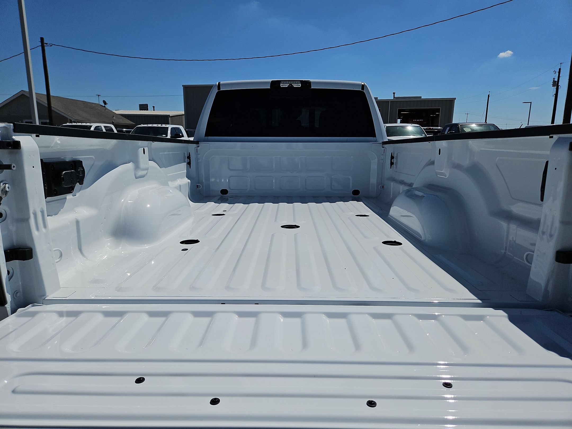 New 2027 RAM 3500 Tradesman AWD/4WD image 19